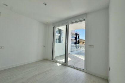 1a0156aacd9b75477c61f90a8efca6d1 - 12