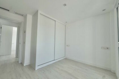 1a0156aacd9b75477c61f90a8efca6d1 - 13