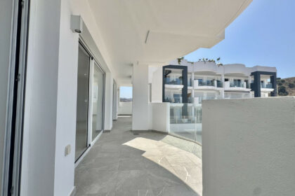 1a0156aacd9b75477c61f90a8efca6d1 - 16