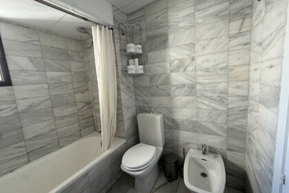 1a3186dd72b3a83040cf0ceeb0762661 - 27