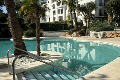 1a3186dd72b3a83040cf0ceeb0762661 - 46