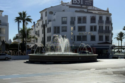 1a3186dd72b3a83040cf0ceeb0762661 - 49