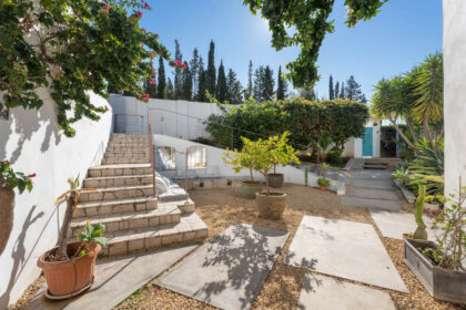 1ad2159b0d35791a78069465e9844388 - 47