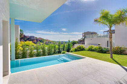 1b22cb90620edd0909da64bb9f8caf73 - 38