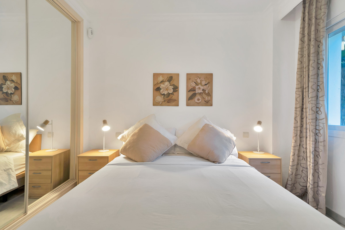 1b888fd179b3580f7799865870be6226 - 33