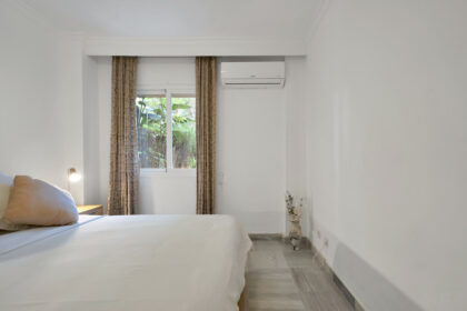 1b888fd179b3580f7799865870be6226 - 34