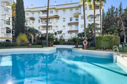 1b888fd179b3580f7799865870be6226 - 43