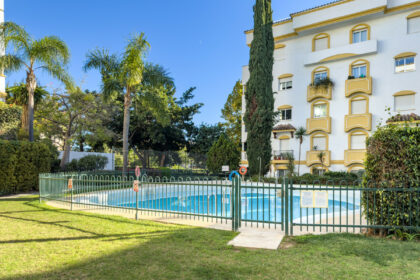 1b888fd179b3580f7799865870be6226 - 44