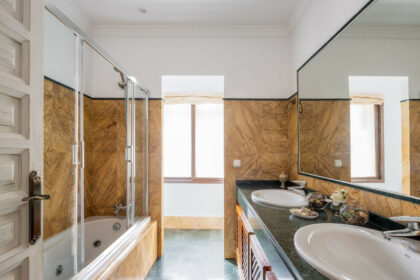 1c4f6e8b581a7fd768083c8dbaef128d - 11