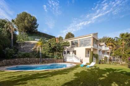 1c4f6e8b581a7fd768083c8dbaef128d - 23