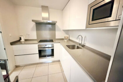 1fea943ec1f4a439a77425427f5ffc65 - 4