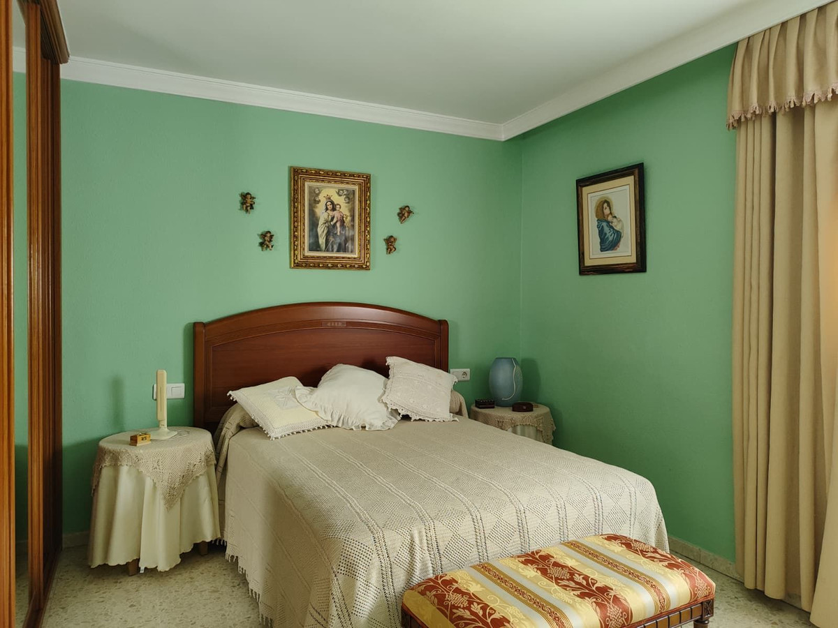 218768cca0fcee8ad837e91b5f2a5c0f - 18