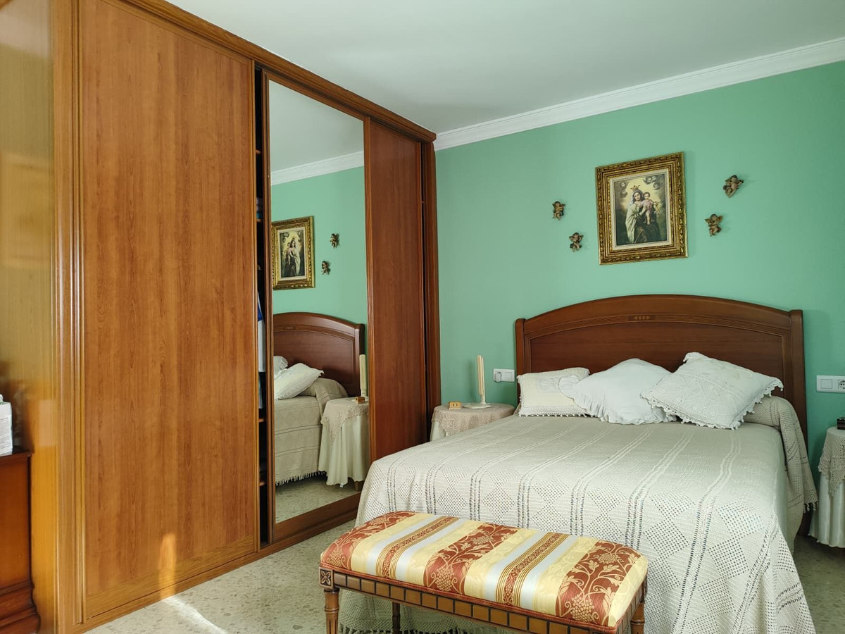 218768cca0fcee8ad837e91b5f2a5c0f - 23