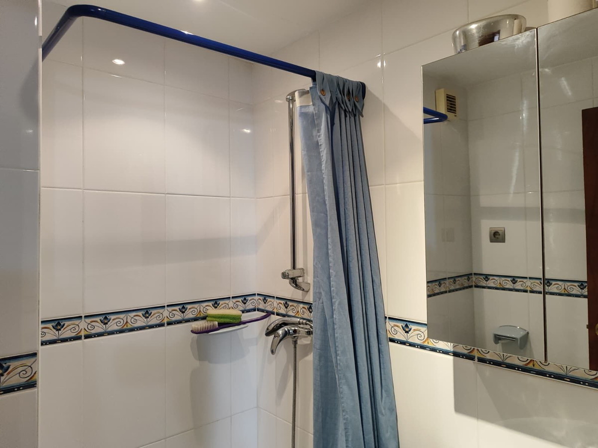 218768cca0fcee8ad837e91b5f2a5c0f - 30