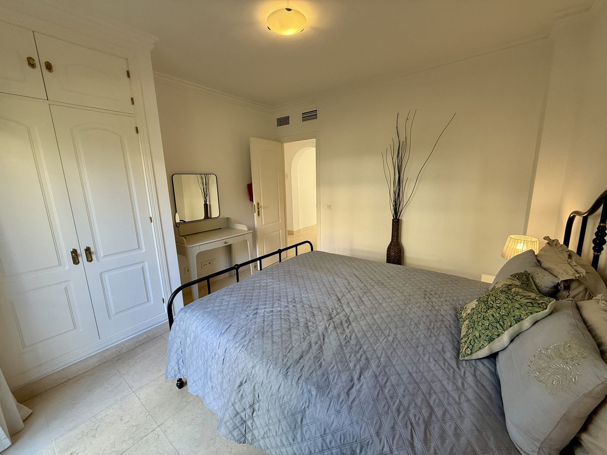 219fdee9102bf340c82e65bf32e6f608 - 18