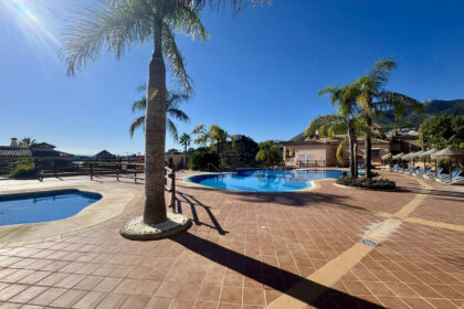 219fdee9102bf340c82e65bf32e6f608 - 22