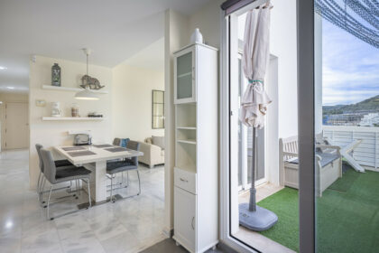 221a0c865427c2b136e972c7b34032b8 - 24