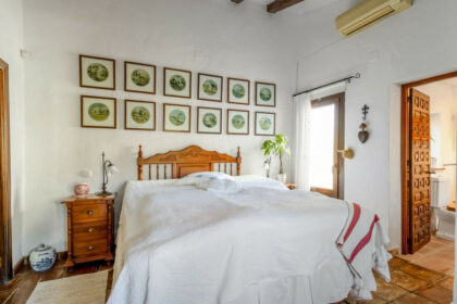 225d325531f7423c3243336f44bd26b7 - 13