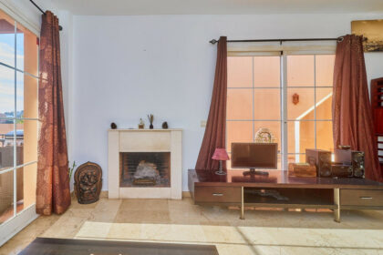 226c9657188d523d13d177c477af3ad2 - 20