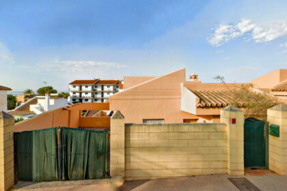 226c9657188d523d13d177c477af3ad2 - 32