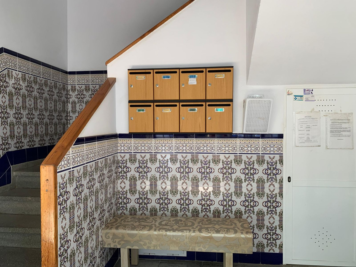 22e8b391f3342df18b337486fff9f965 - 9