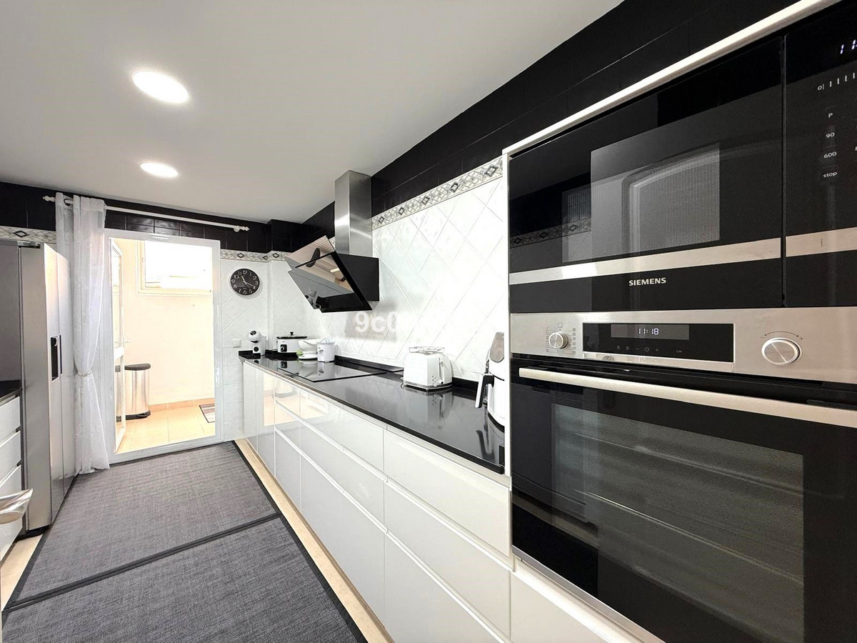 22fafb311177edf25da7f2c3f12c98d2 - 26