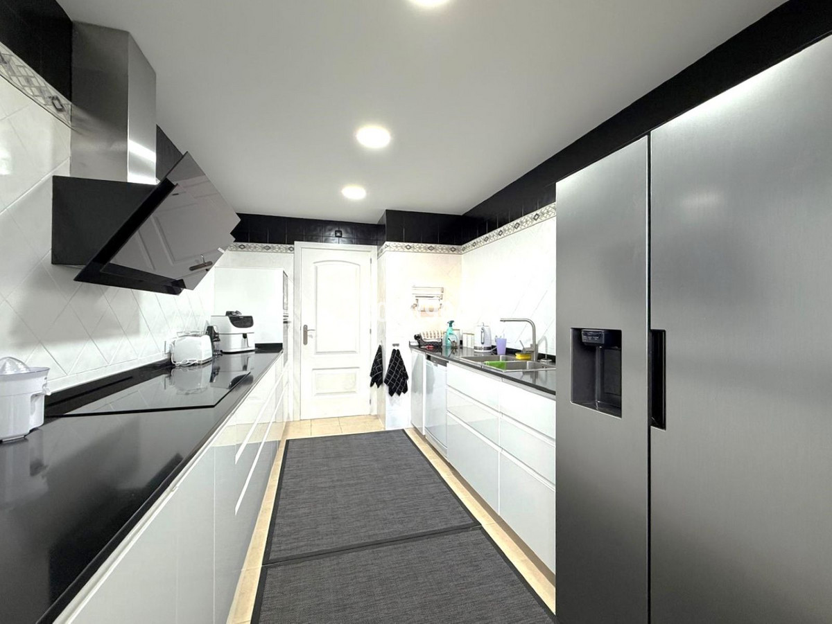 22fafb311177edf25da7f2c3f12c98d2 - 28