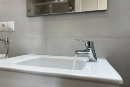 232c8ef8519f683349c1150418b64a67 - 12