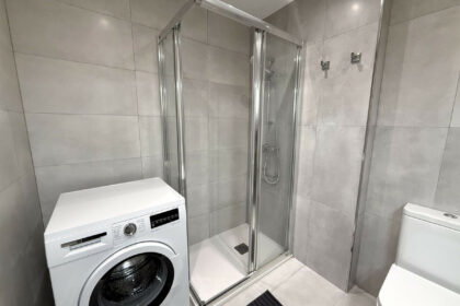 232c8ef8519f683349c1150418b64a67 - 13