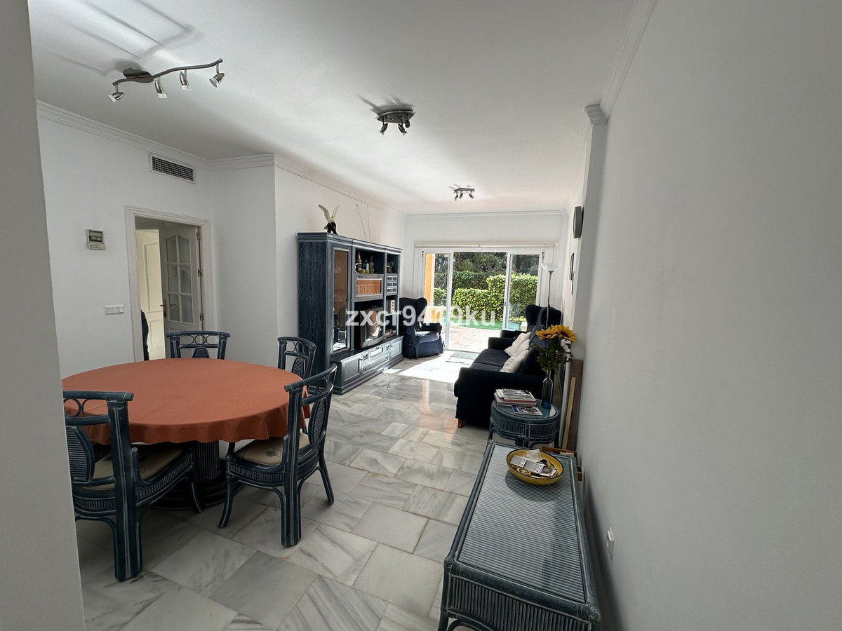 23824d32caf8a4f8eacaad9f0a97c78f - 2