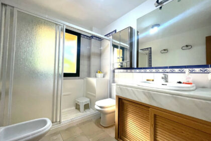 23dc86687093fb7cbdbb683d679e4842 - 9