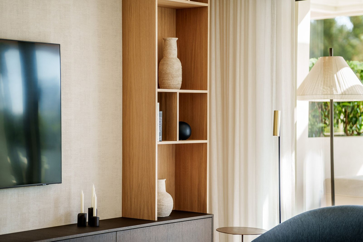 2429b7f3539b6eaaf053e4730bc74162 - 24