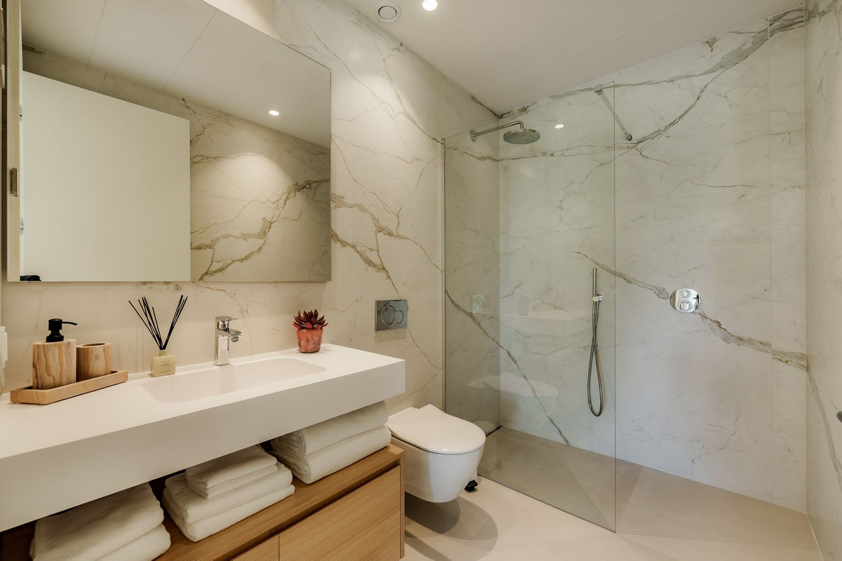 2429b7f3539b6eaaf053e4730bc74162 - 28