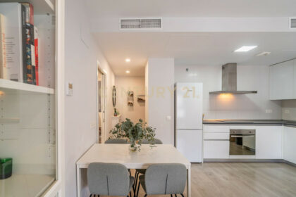 24e872fb636d4d276fac82327f564eee - 15