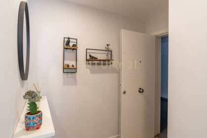 24e872fb636d4d276fac82327f564eee - 17