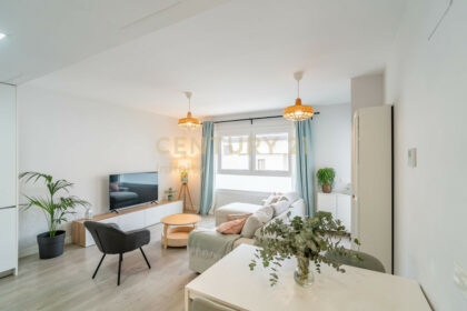 24e872fb636d4d276fac82327f564eee - 28