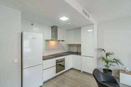 24e872fb636d4d276fac82327f564eee - 4