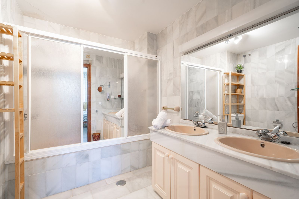 2544167269d1a3385732e8d4eb83e931 - 29