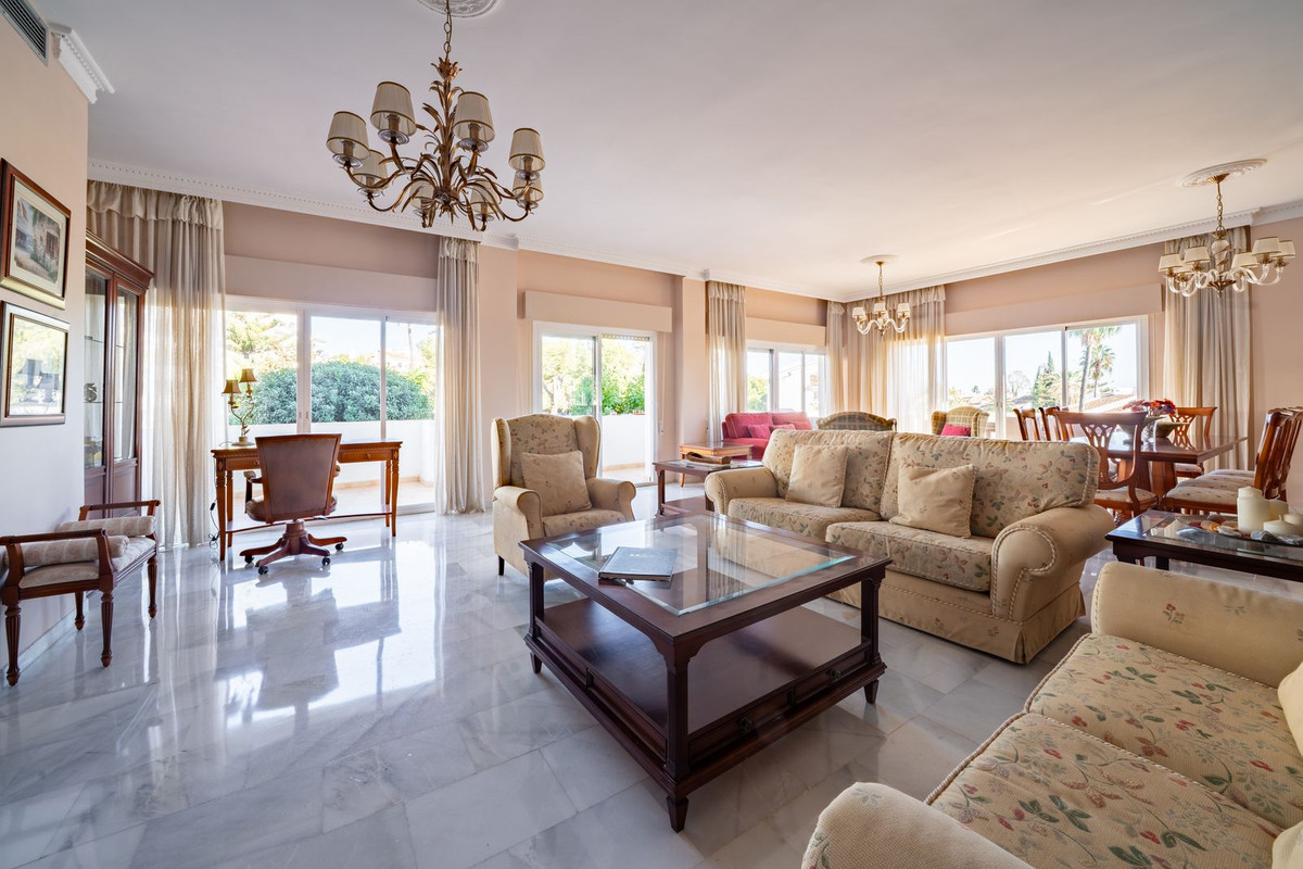 2544167269d1a3385732e8d4eb83e931 - 4