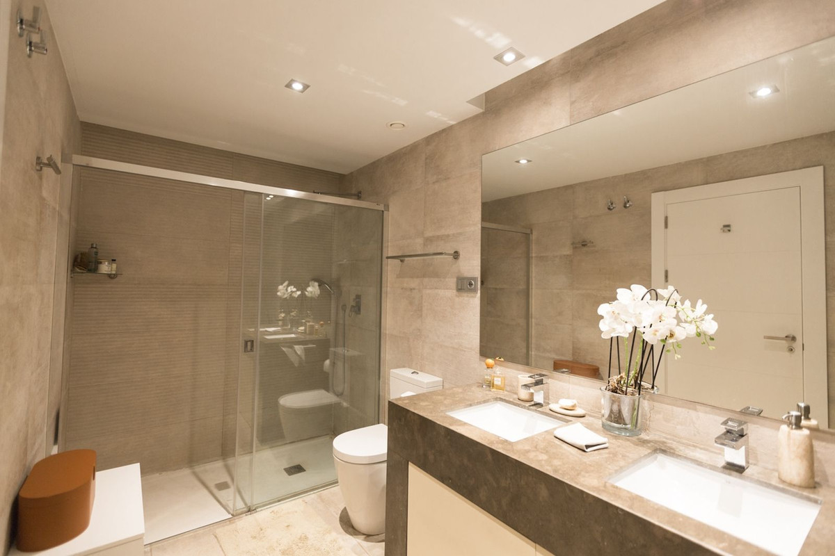 25c089bebd2fd17b098992ea31558e36 - 20