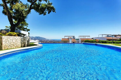 25cb36be3d406a555de7d356c364addd - 25