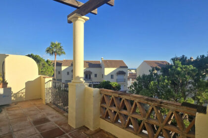 2608d46e06b80962989e55b49ebc17aa - 12