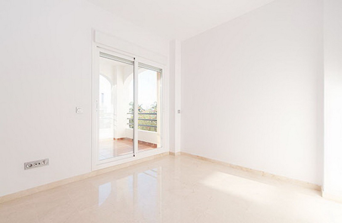 26e7d9f2cf1465ea6c5c199ef2416a47 - 11