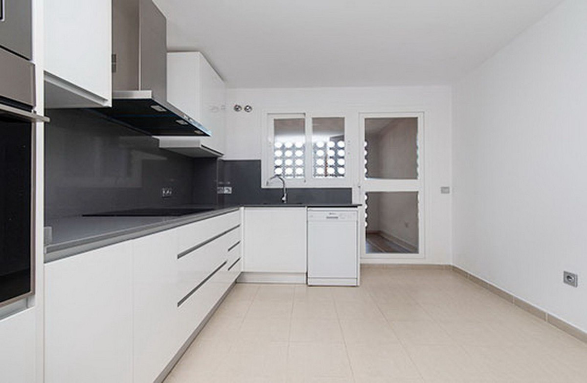 26e7d9f2cf1465ea6c5c199ef2416a47 - 16