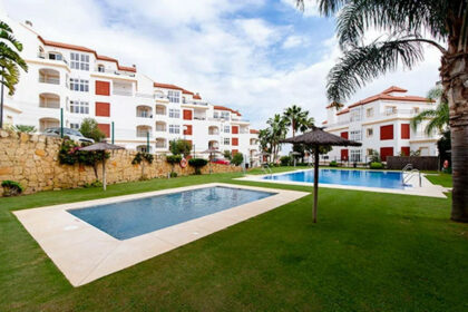 26e7d9f2cf1465ea6c5c199ef2416a47 - 2