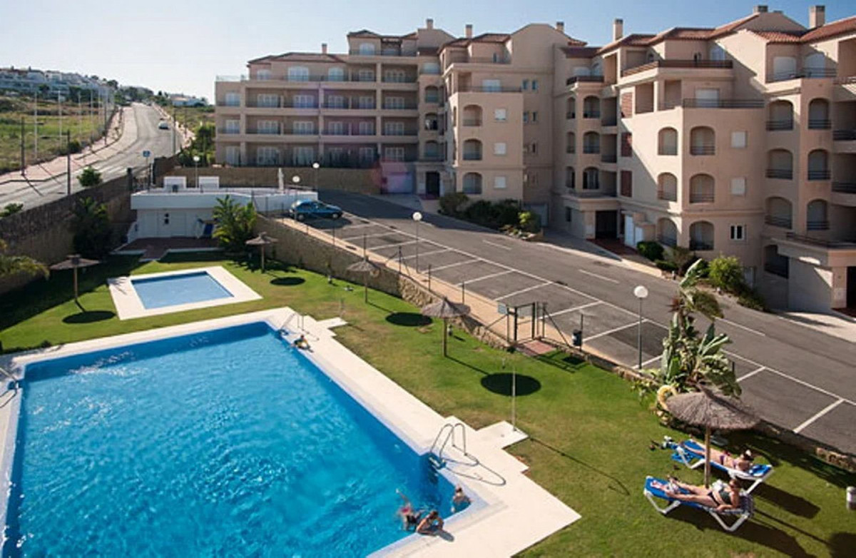 26e7d9f2cf1465ea6c5c199ef2416a47 - 23