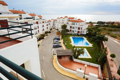 26e7d9f2cf1465ea6c5c199ef2416a47 - 24