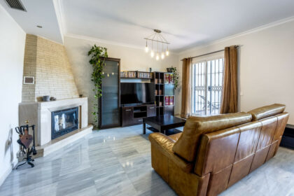 27d60378987f6de344a45eedf870624c - 1