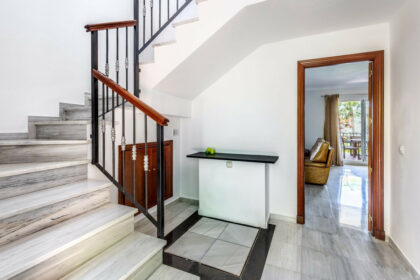 27d60378987f6de344a45eedf870624c - 6