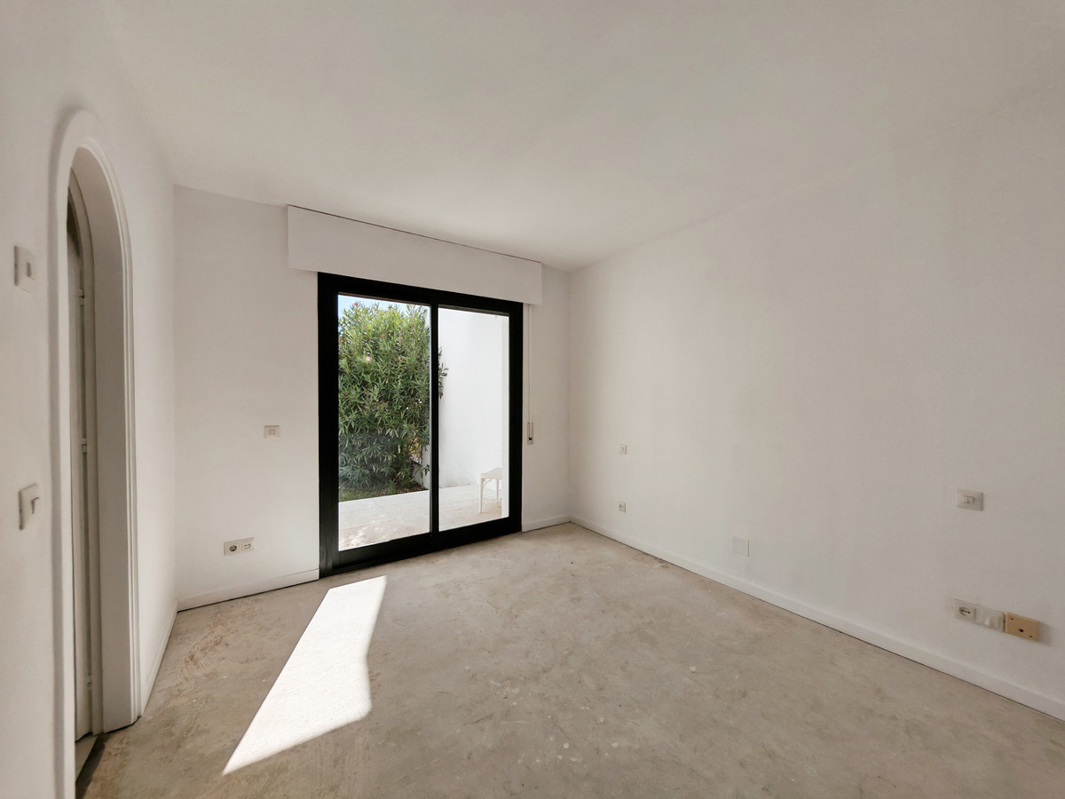 27e68bde467f1d648602c657ab295e33 - 10